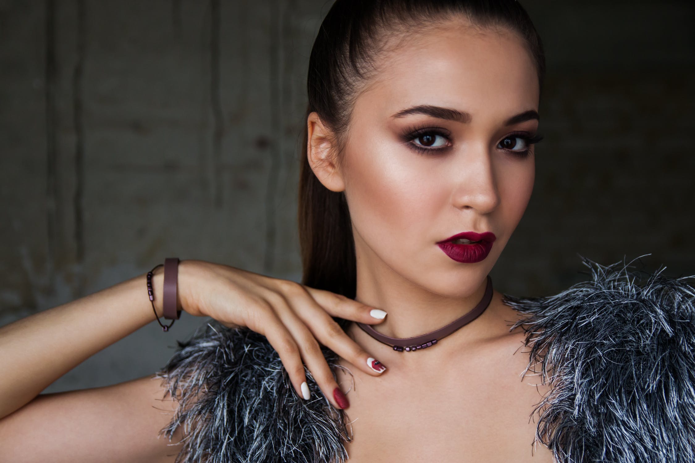 Best Makeup Tips for Achieving a Radiant and Youthful Look!